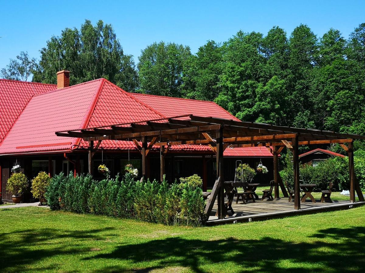 Viesu Nams Vecmuiza Hotel Tūja Екстериор снимка