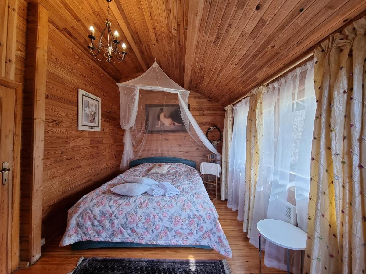 Viesu Nams Vecmuiza Hotel Tūja Екстериор снимка