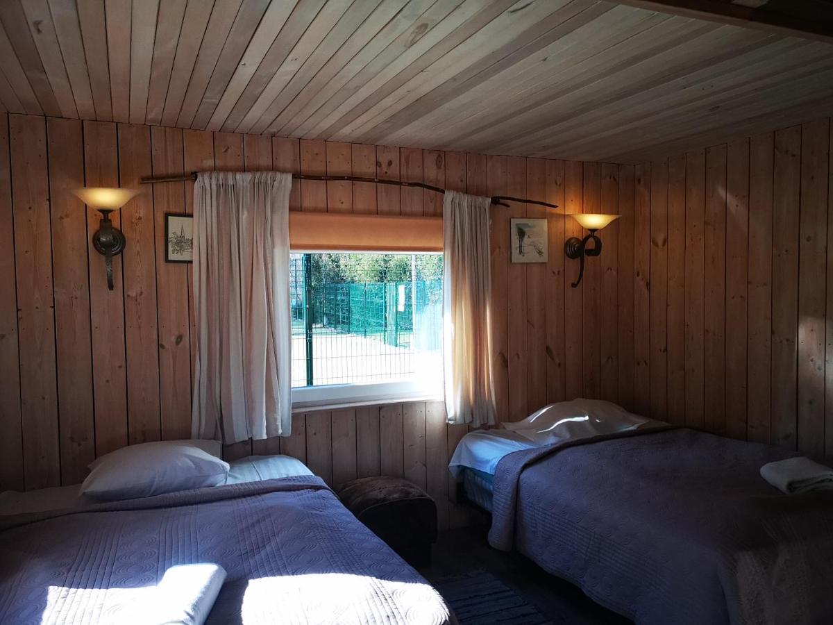 Viesu Nams Vecmuiza Hotel Tūja Екстериор снимка