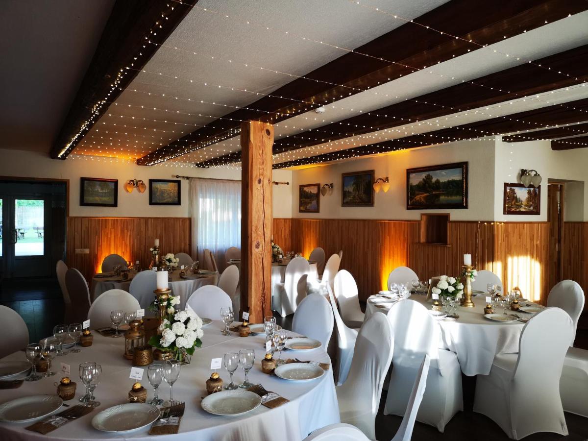Viesu Nams Vecmuiza Hotel Tūja Екстериор снимка
