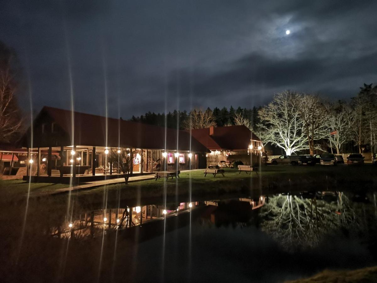 Viesu Nams Vecmuiza Hotel Tūja Екстериор снимка