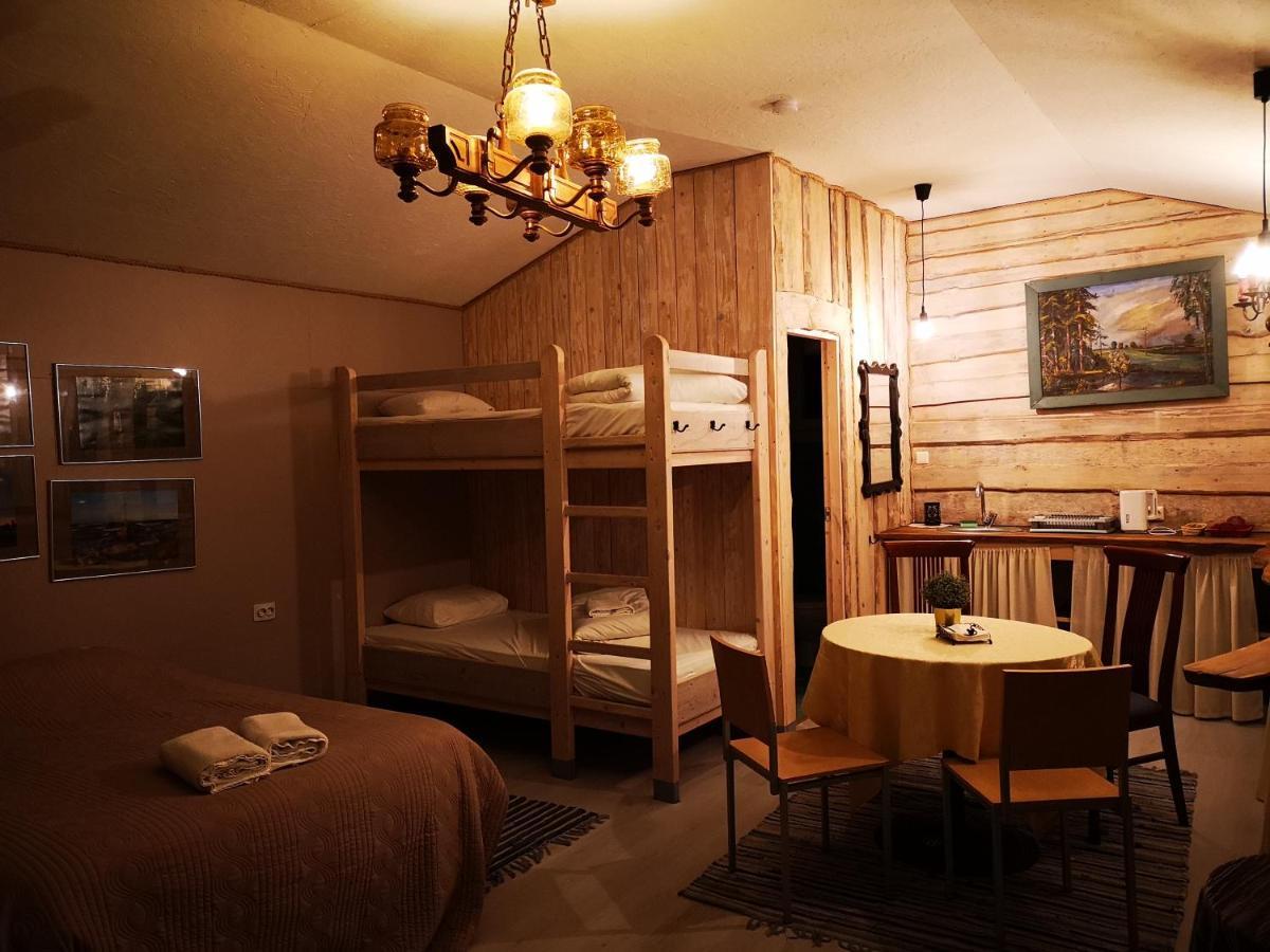 Viesu Nams Vecmuiza Hotel Tūja Екстериор снимка